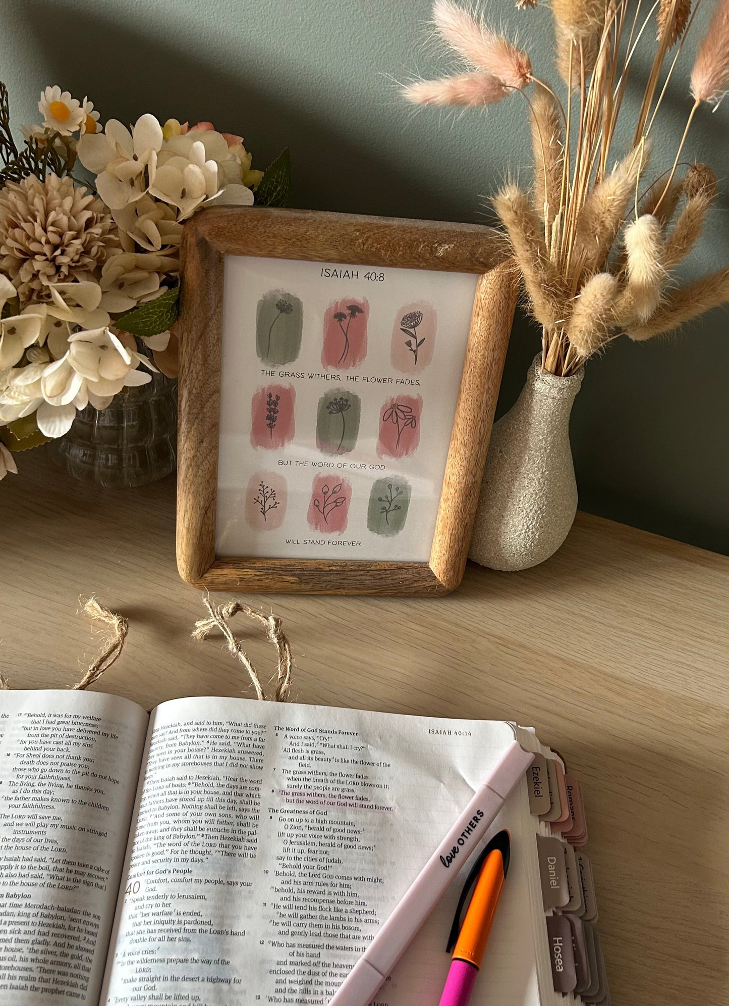 Isaiah 40:8 - Floral sketches Bible verse print